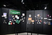 アッシュフォード学園購買部で販売するグッズ。