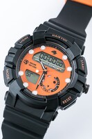 烏野高校モデルの腕時計。