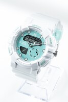 青葉城西高校モデルの腕時計。