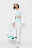 青葉城西高校モデルグッズの使用例。