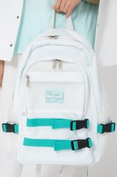 青葉城西高校モデルグッズの使用例。