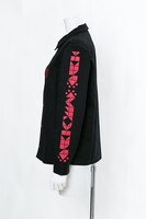 音駒高校モデルのシャツ。