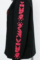 音駒高校モデルのシャツ。