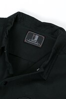 音駒高校モデルのシャツ。