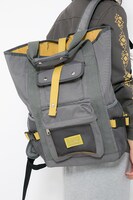 梟谷学園高校モデルグッズの使用例。