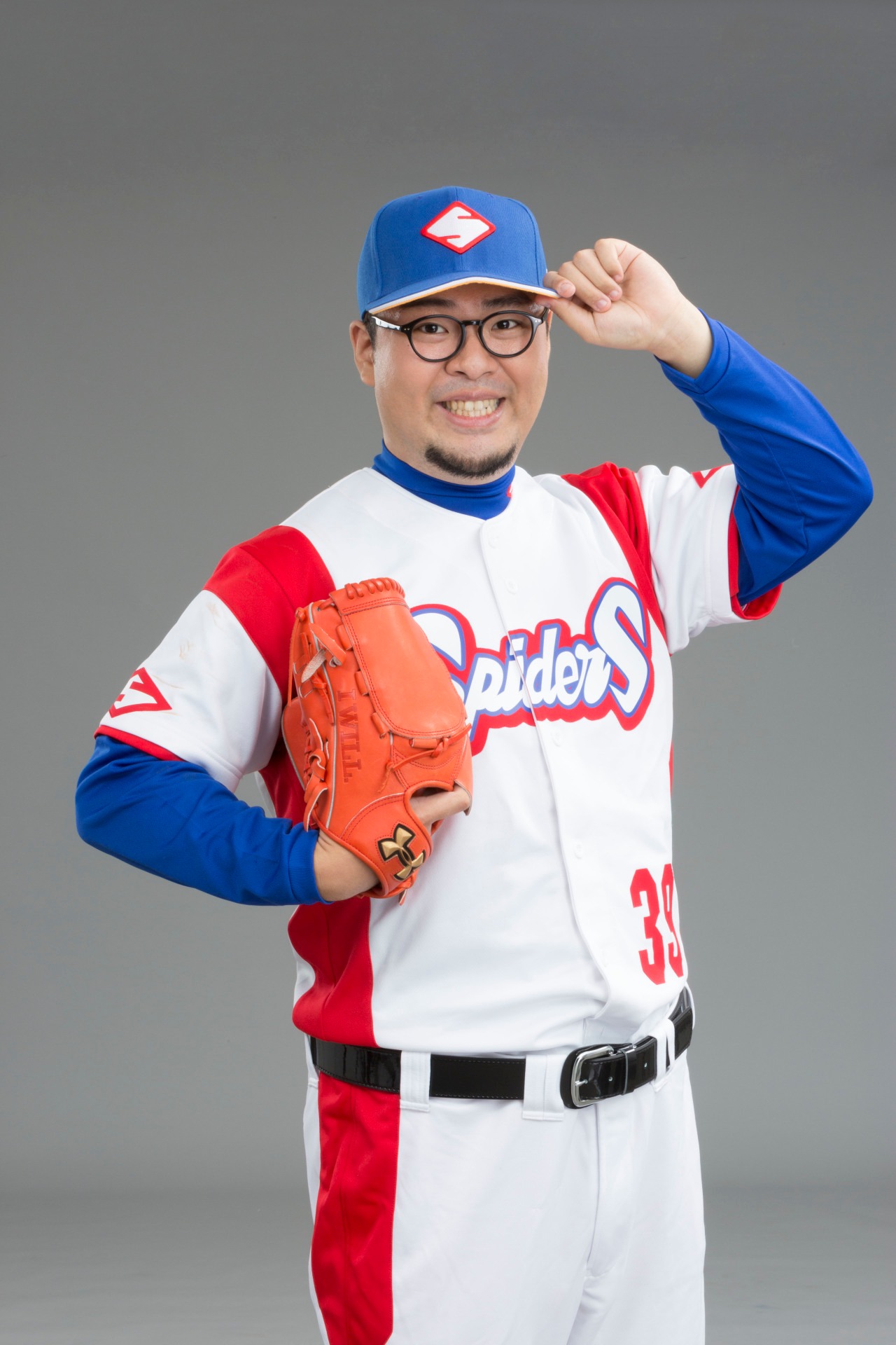 凡田夏之介役の落合福嗣。