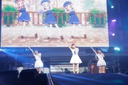 「ときめきポポロン♪」歌唱時の様子。