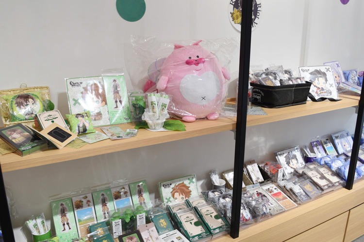 「DAME×PRINCE STORE in HARAJUKU」の物販スペースの様子。