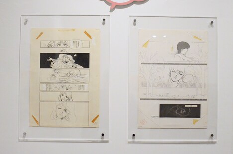 いくえみ綾が、くらもちふさこの作品に構図が似てしまったと語るページ（右）と、その元となったページ（左）。