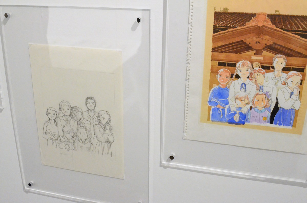 「くらもちふさこ・いくえみ綾二人展『“あたしの好きな人”へ』」より、「『天然コケッコー』の部屋」コーナーの様子。