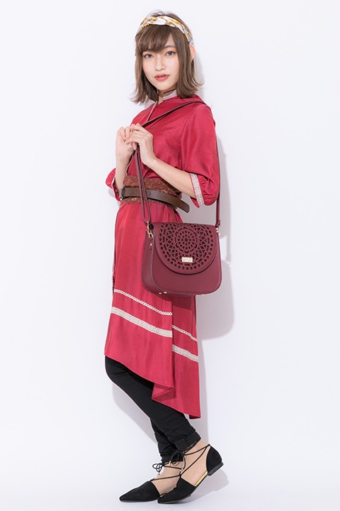 エドワード・エルリックモデルの着用イメージ。