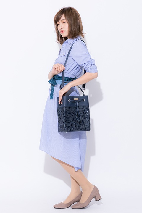 ロイ・マスタングモデルの着用イメージ。