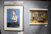 「アニメ第2期放送記念 コトヤマ『だがしかし』原画展」の様子。