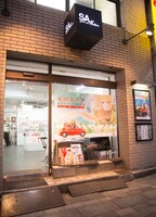 「成田美名子画業40周年記念原画展」の会場外観。