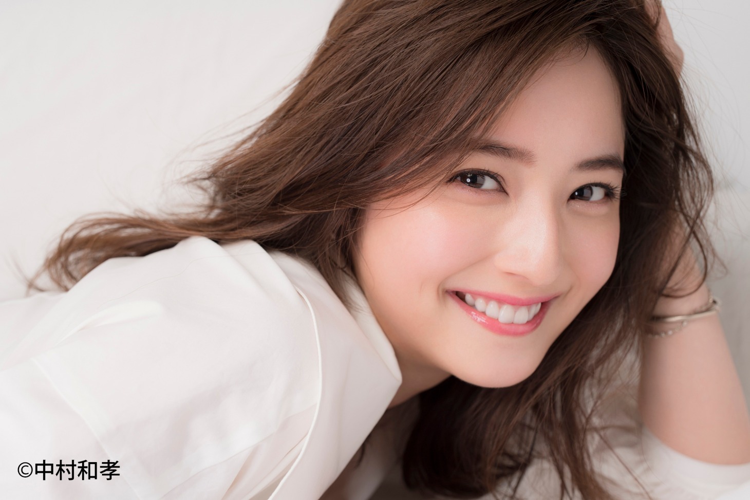 楓役の佐々木希。