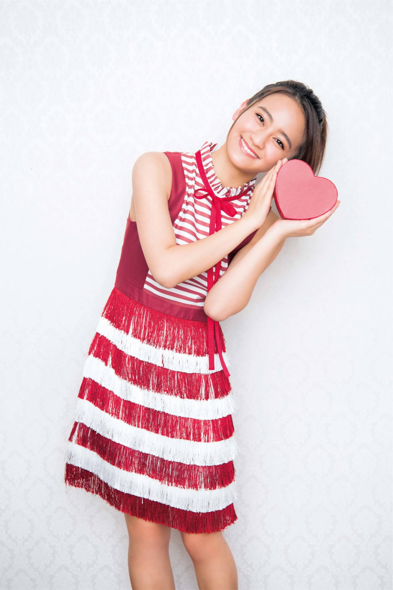 岡田結実のグラビアより。(c)Takeo Dec