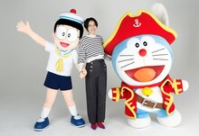 長澤まさみとドラえもん、のび太。