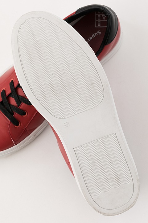 「アイシールド21」コラボレーション スニーカー（泥門デビルバッツモデル）