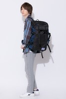 コラボアイテム（王城ホワイトナイツモデル）の着用イメージ。