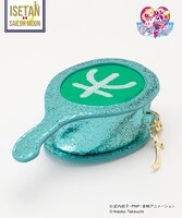 オリジナル商品のグリッターマルチポーチ。