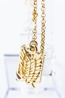 エレンモデルのブレスレット。