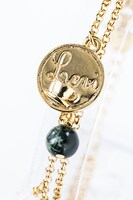 リヴァイモデルのブレスレット。