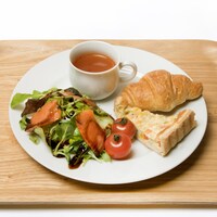 ブリオッシュサラダプレート（basso）