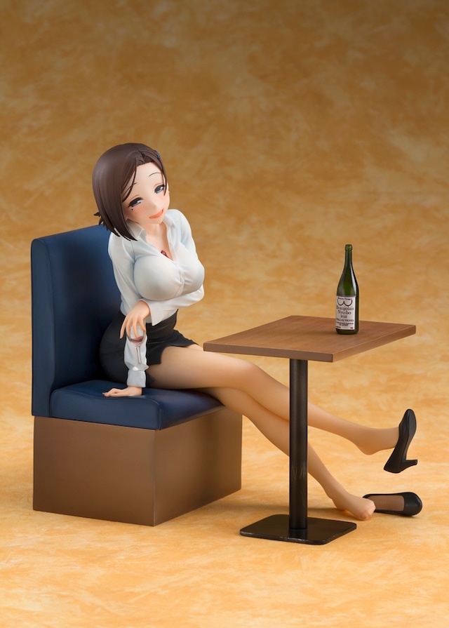 「後輩ちゃん」のフィギュア。