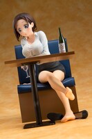 「後輩ちゃん」のフィギュア。