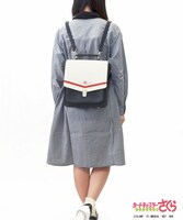 「ミニサッチェルバッグ」使用例。