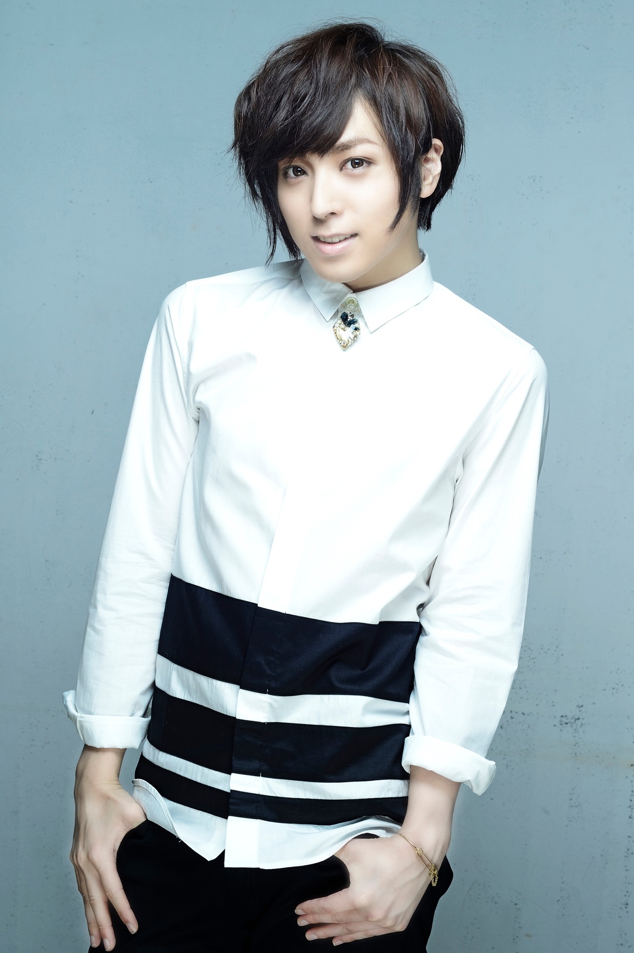 伊東悠人役の蒼井翔太。