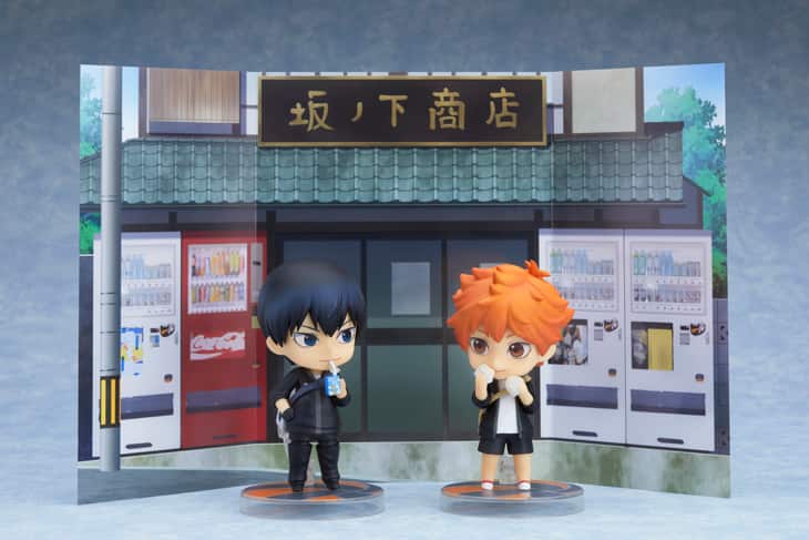 ハイキュー!!」日向・影山ジャージ姿のねんどろいど、坂ノ下商店の中 