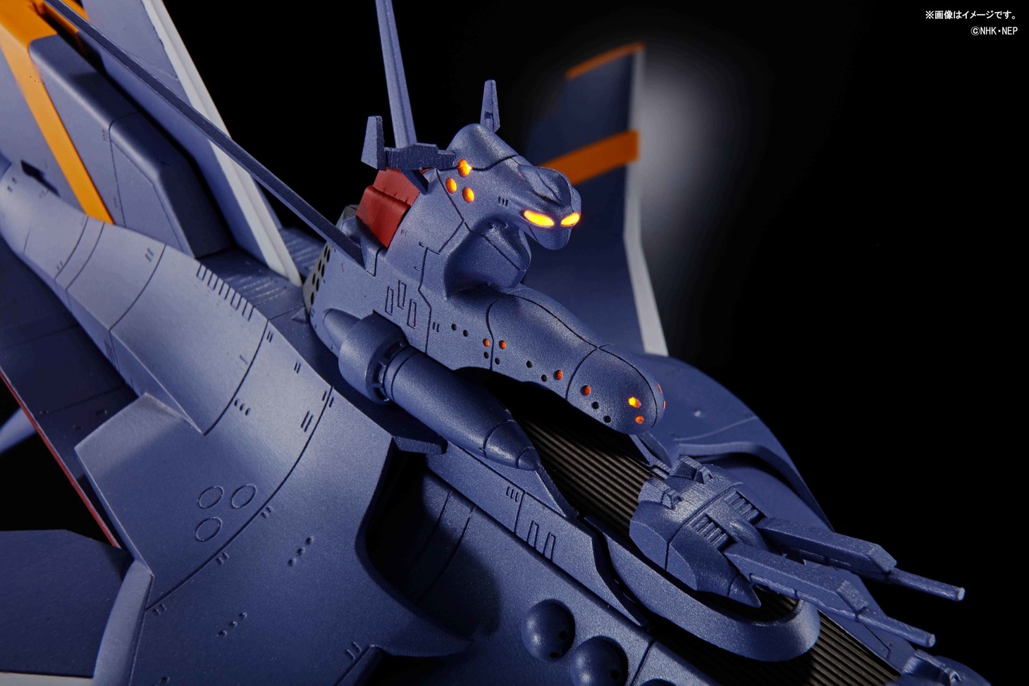 「超合金魂 GX－80 万能戦艦 N－ノーチラス号」艦橋の発光ギミック。