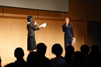 橋口いくよと新田将司。