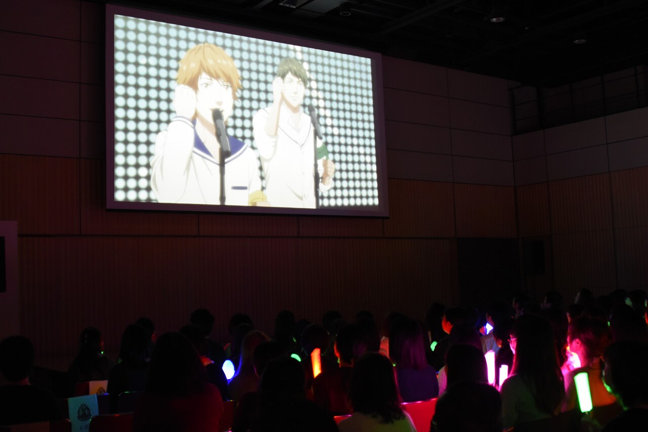 「第26話完全版完成披露上映イベント」の様子。