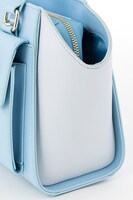 皐月葵をイメージした2wayバッグ。