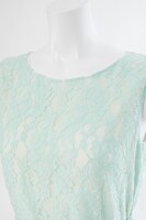 弥生春をイメージしたフラワーレースワンピース。