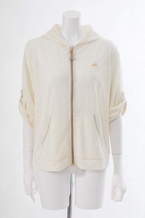 師走駆をイメージしたシースルーパーカー。