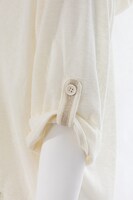 師走駆をイメージしたシースルーパーカー。