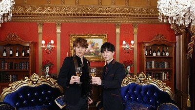 「銀河の歩き方」のパーソナリティを務める宮野真守（左）と梅原裕一郎（右）。