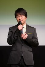 奥村英二役の野島健児。