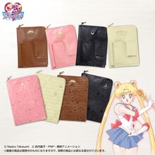 「美少女戦士セーラームーン」をモチーフにしたキャリングケース。