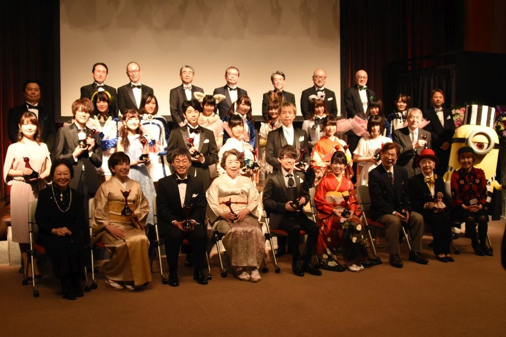 「第十二回声優アワード」フォトセッションの様子。