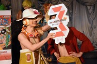 はしゃぐウソップとルフィ。