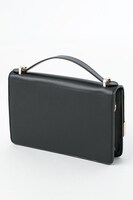 ギルバート＝ナイトレイモデルのバッグ。