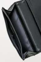 ギルバート＝ナイトレイモデルのカードケース。