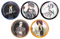 公開5週目特典のバッジ。