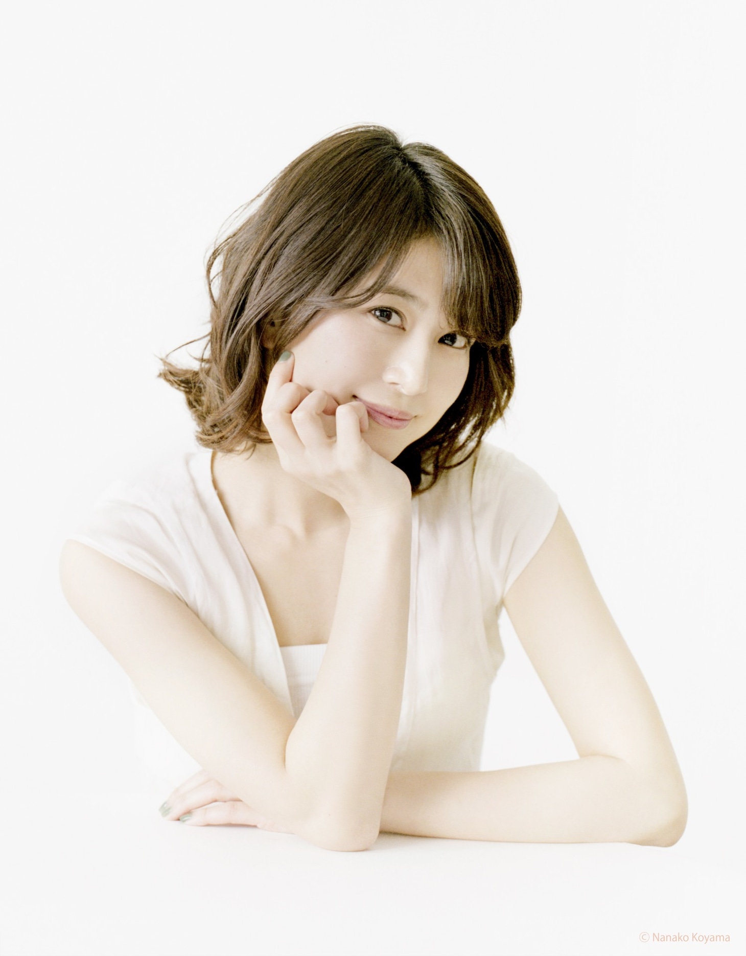 宇野友美役の佐津川愛美。