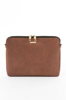 エレン・イェーガーモデルのパソコンケース。