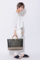 リヴァイモデルの着用例。